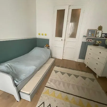 3 Bedrooms In Montmartre Paris